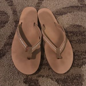 Women’s crystal rainbow flip flops 9-10